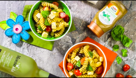 Ezine Peynirli Fesleğenli Makarna Salatası Tarifi