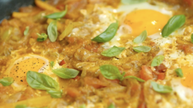 Fesleğenli Bol Sebzeli Menemen