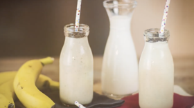Fıstık Ezmeli ve Muzlu Smoothie