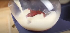 Frambuaz Soslu Panna Cotta