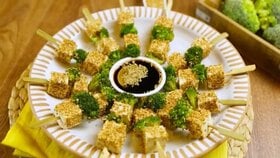 Susamlı Tofu & Brokoli Teriyaki Şişler