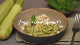 Yemyeşil Raw Spaghetti Tarifi