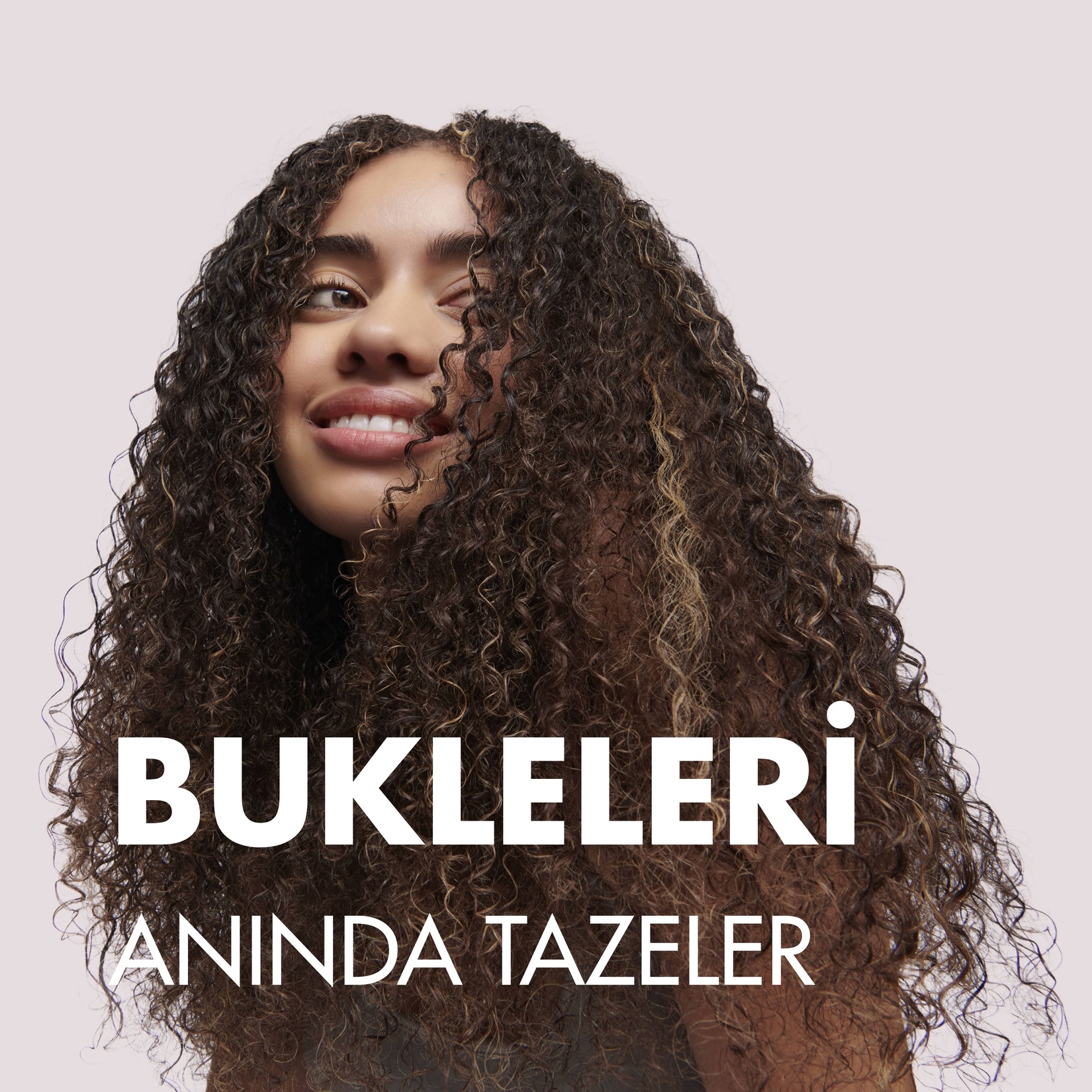 Umberto Giannini Bukle Canlandırıcı ve Yenileyici Saç Spreyi 150 Ml - Görsel 2