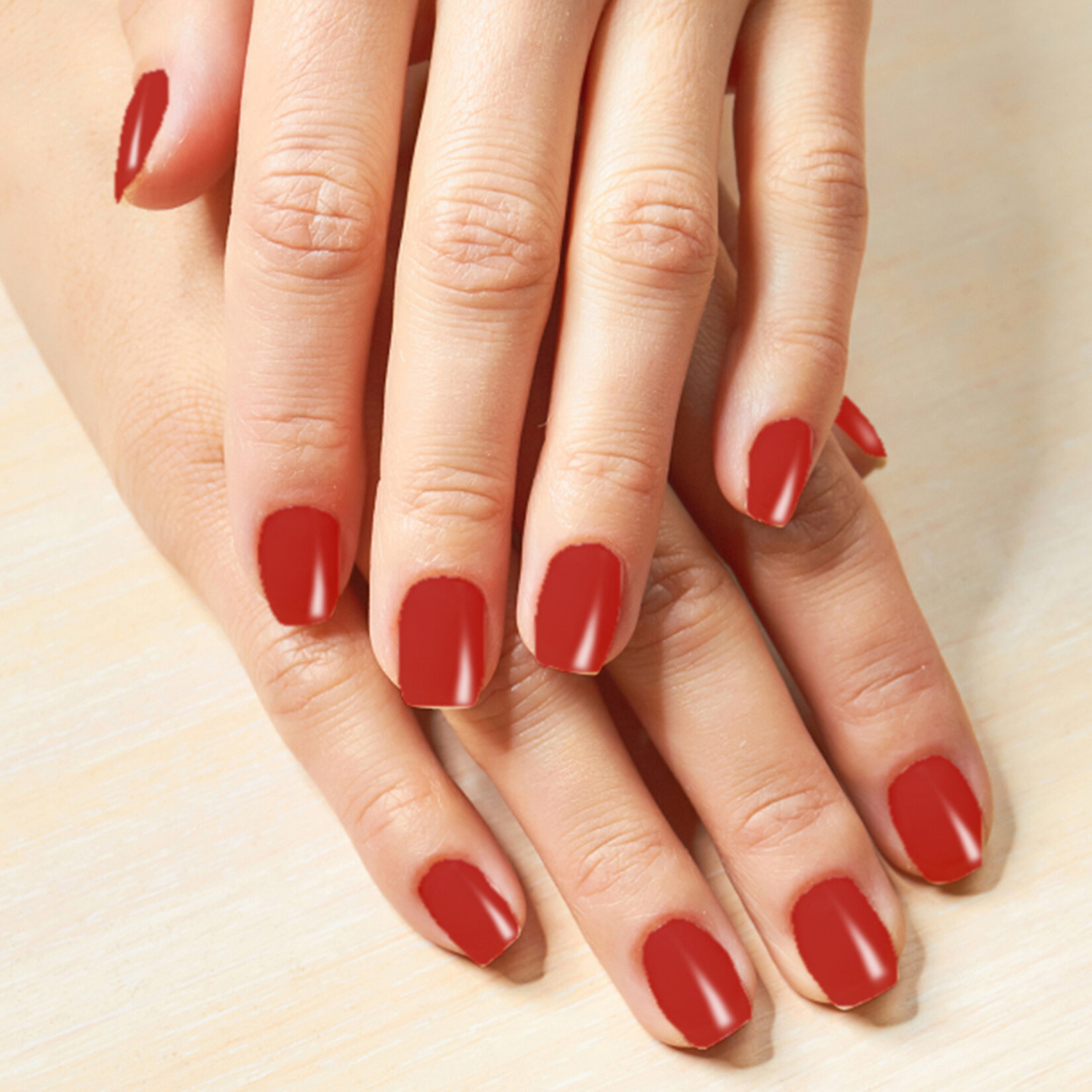 Flormar Nail Enamel Uzun Süre Kalıcı Besleyici Oje - 321 Red Flag - Görsel 5