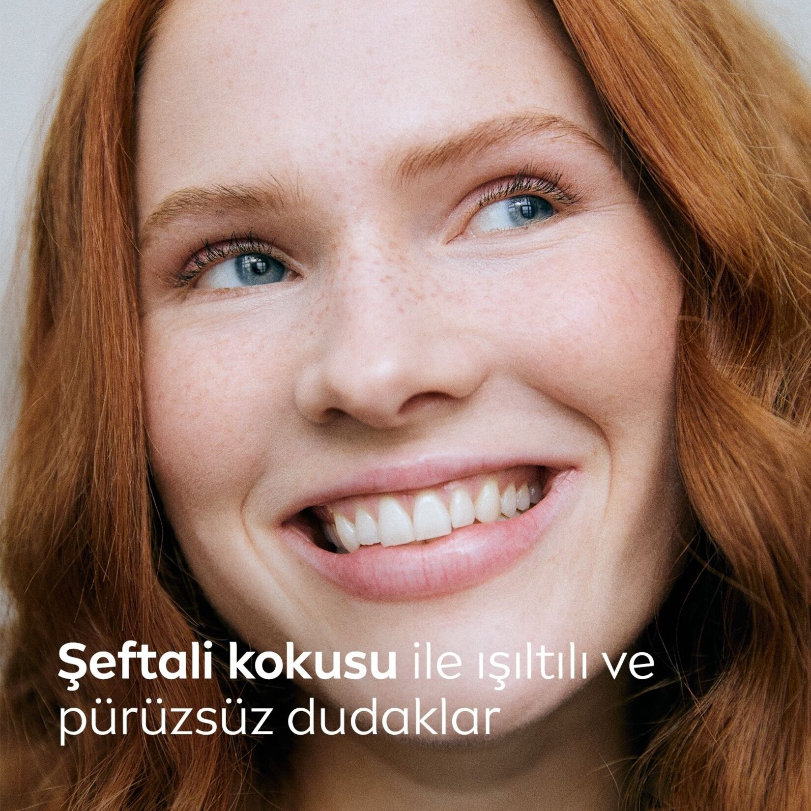 NIVEA Şeftali Nemlendirici Dudak Bakım Kremi ve Parlatıcısı 4.8 G - Görsel 3