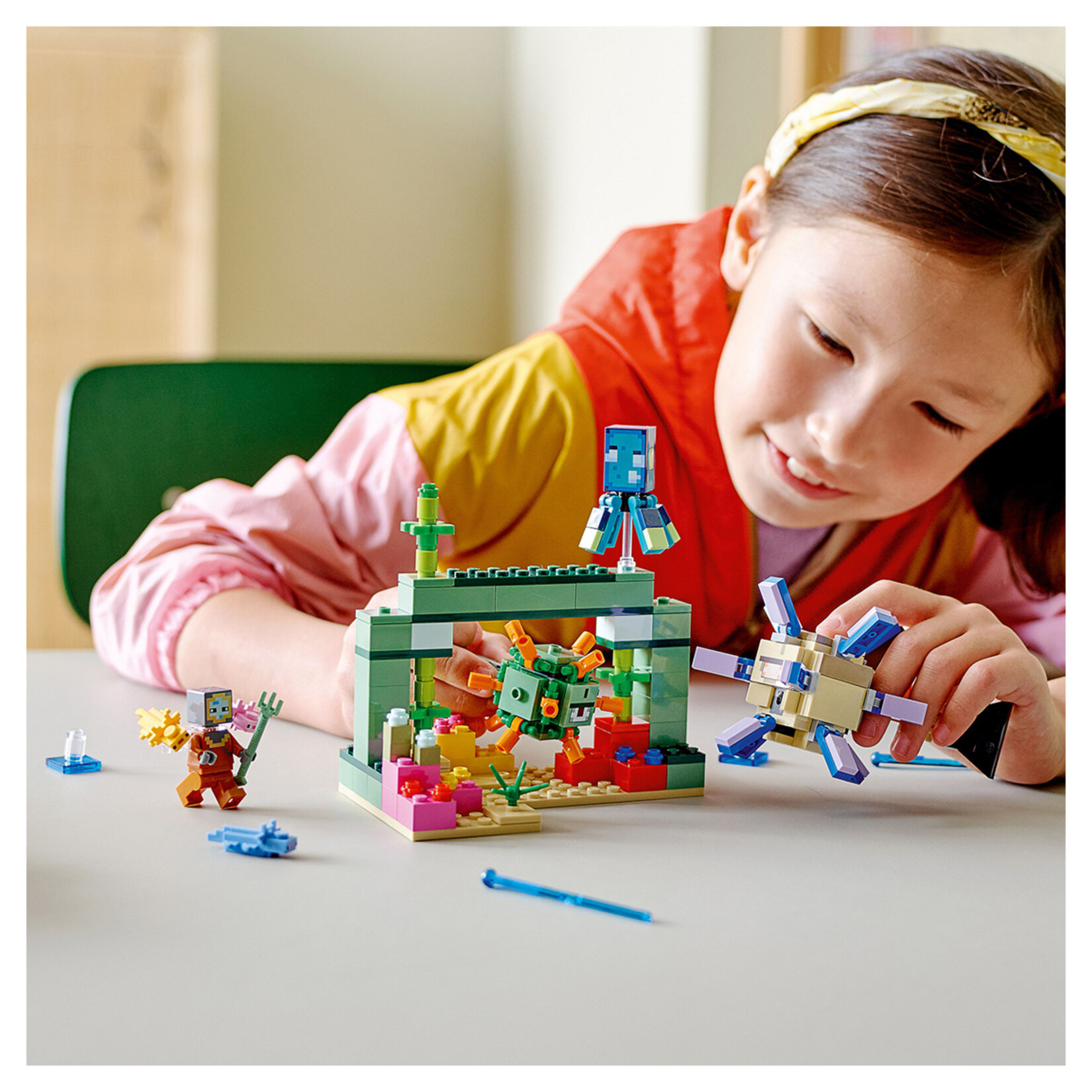 LEGO® Minecraft® Gardiyan Savaşı 21180 Yapım Seti (255 Parça) - Görsel 3