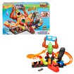 Hot Wheels Zehirli Goril Saldırısı Oyun Seti - Görsel 1