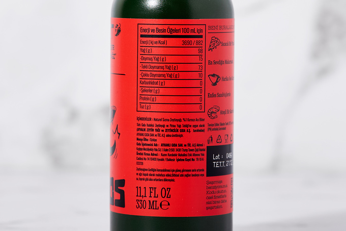 Natürel Sızma Zeytinyağı Yakart (Acı Kırmızı Biber Çeşnili) 330 ml