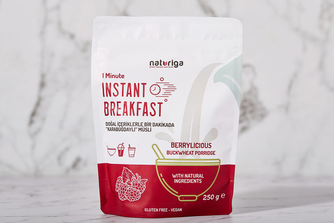 Hazır Kahvaltı Karışımı Berry & Karabuğdaylı Müsli 250 g