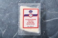Klasik İnek Beyaz Peynir (Olgunlaştırılmış / Tam Yağlı) 350 g