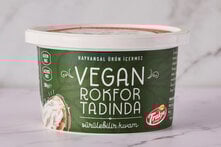 Vegan Rokfor Tadında 200 g görseli.