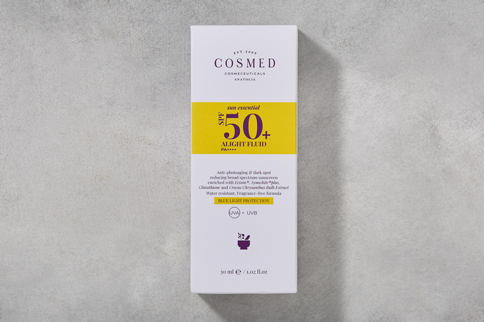 Koyu Leke Karşıtı Suya Dayanıklı SPF50+ Güneş Kremi 30 ml