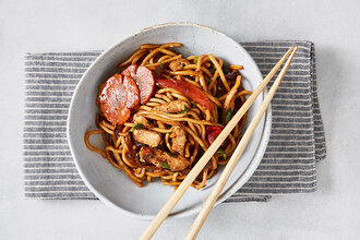 Tavuklu ve Sebzeli Noodle 250 g