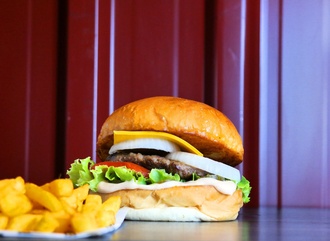 Cheeseburger görseli