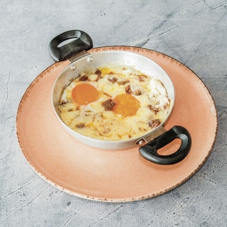 Kavurmalı & Kaşarlı Yumurta görseli
