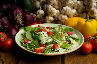 Bebek Enginar Parmesan Salata görseli