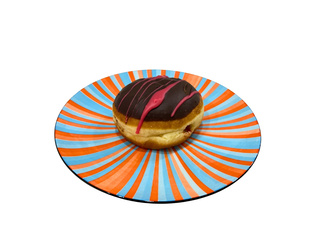 Çikolata Kaplı Çilekli Donut görseli