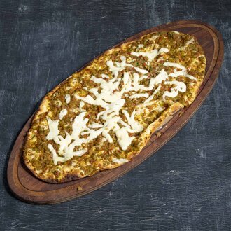 Kaşarlı Lahmacun görseli