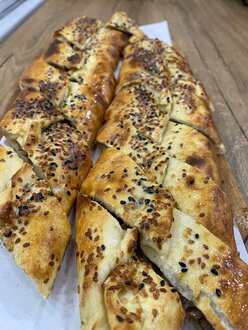 Kavurmalı Pide görseli