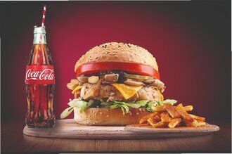 Chicken Garlic Mushroom Cheeseburger Menü görseli