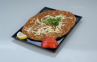 Kaşarlı Lahmacun görseli