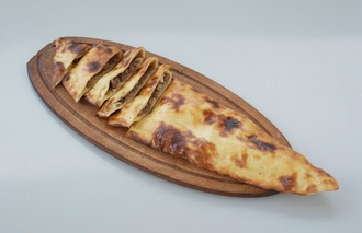 Kavurmalı Pide görseli