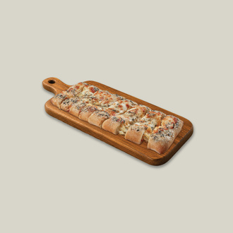 Sarımsaklı Peynirli Ekmek görseli
