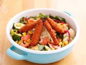 Çıtır Tavuk Salata (Glutensiz) görseli