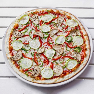 Sebzeli Pizza görseli