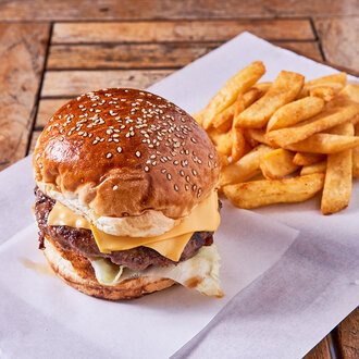 Cheese Gun Burger görseli