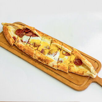 Sucuklu Kaşarlı Yumurtalı Pide görseli