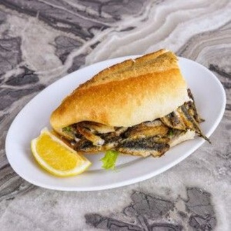 Ekmek Arası Hamsi görseli