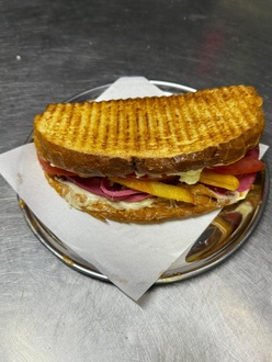 Süper Ayvalık Tostu görseli