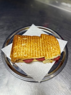 Sucuklu Tost görseli