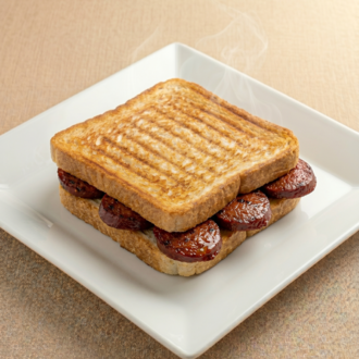 Sucuklu Tost görseli