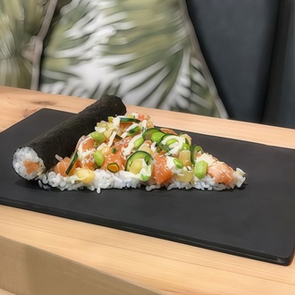 Somon Sushi Pizza Dilimi görseli