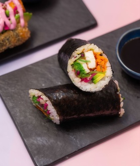 Vegan Sushi Burrito görseli