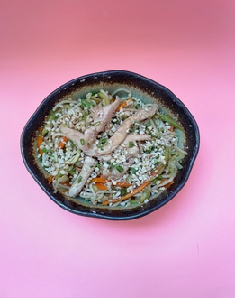 Thai Usulü Yer Fıstıklı Noodle/ Thai Peanut Noodle görseli