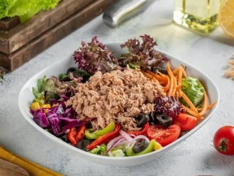 Ton Balıklı Salata görseli
