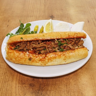 Ekmek Arası Et Tantuni görseli