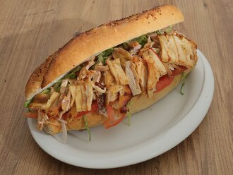 3/4 Ekmek Arası Tavuk Döner görseli