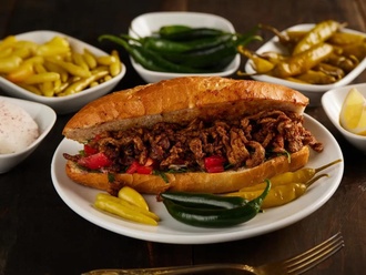 Ekmek Arası Et Tantuni görseli