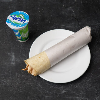 Tavuk Döner Dürüm & Ayran Menü görseli