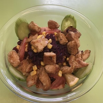 Tavuklu Salata görseli