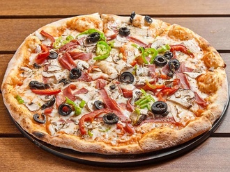 Pizza Capricciosa (Orta) görseli