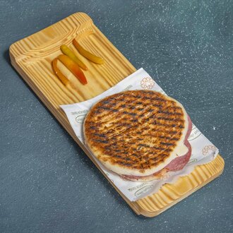 Salamlı Kaşarlı Tost (125 gr.) görseli