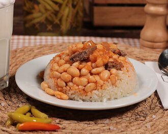 Kuru Fasulyeli Pilav görseli