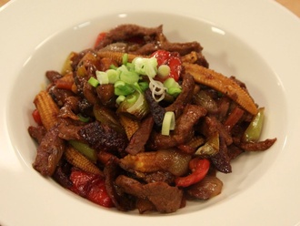 Acılı Biberli Dana Eti / Hot Pepper Beef görseli