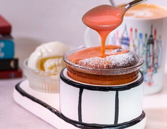 Beyaz Çikolatalı Çilekli Sufle görseli