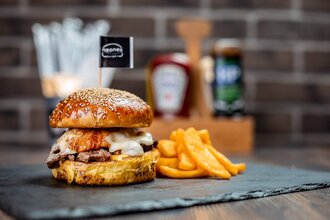 Kavurmalı Burger (120 gr.) görseli